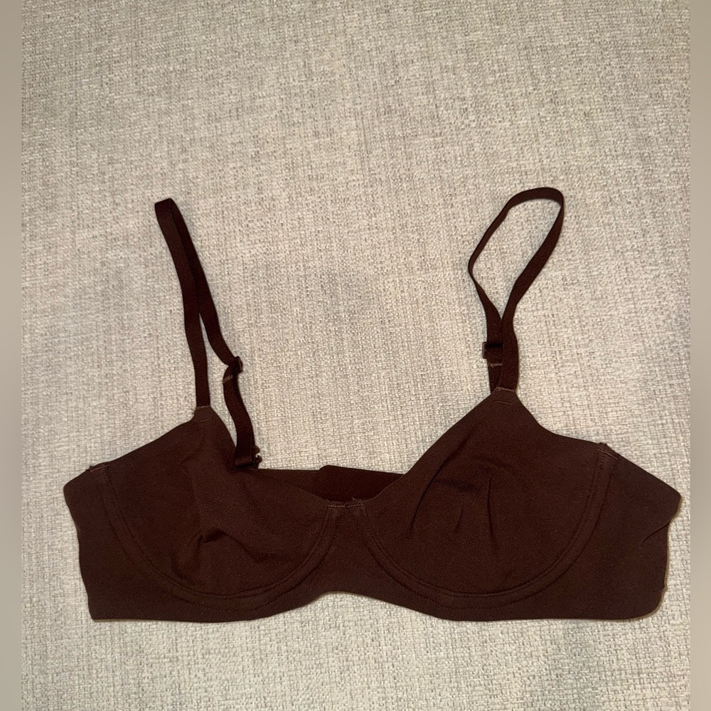 SKIMS Fits Everybody Unlined Demi Bra